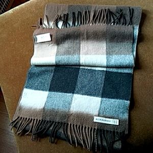 BURBERRY SCARF